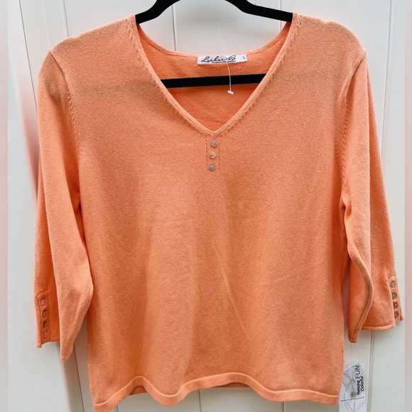 Lulu-B sweater orange size Large NWT - Picture 9 of 10